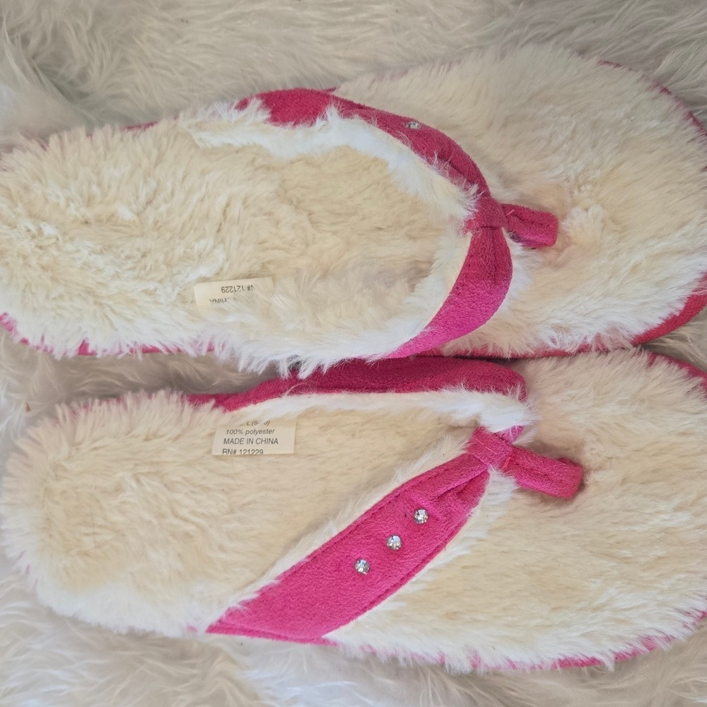 Pink Faux Fur Thong Slippers with Rhinestones Women Size Large 9-10‎ RN 121229